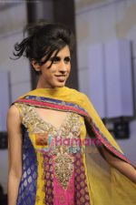 at Gitanjali Tour De India fashion  show in Trident, Mumbai on 6th Feb 2011 (205).JPG